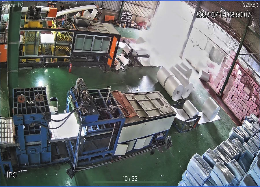 Hình  Camera quan sát  thực tế  giám sát sắc nét đến 5.0 MP của bộ Trọn Bộ Camera Cho Quán Ăn Giá Rẻ sử dụng mã VPH-352IP